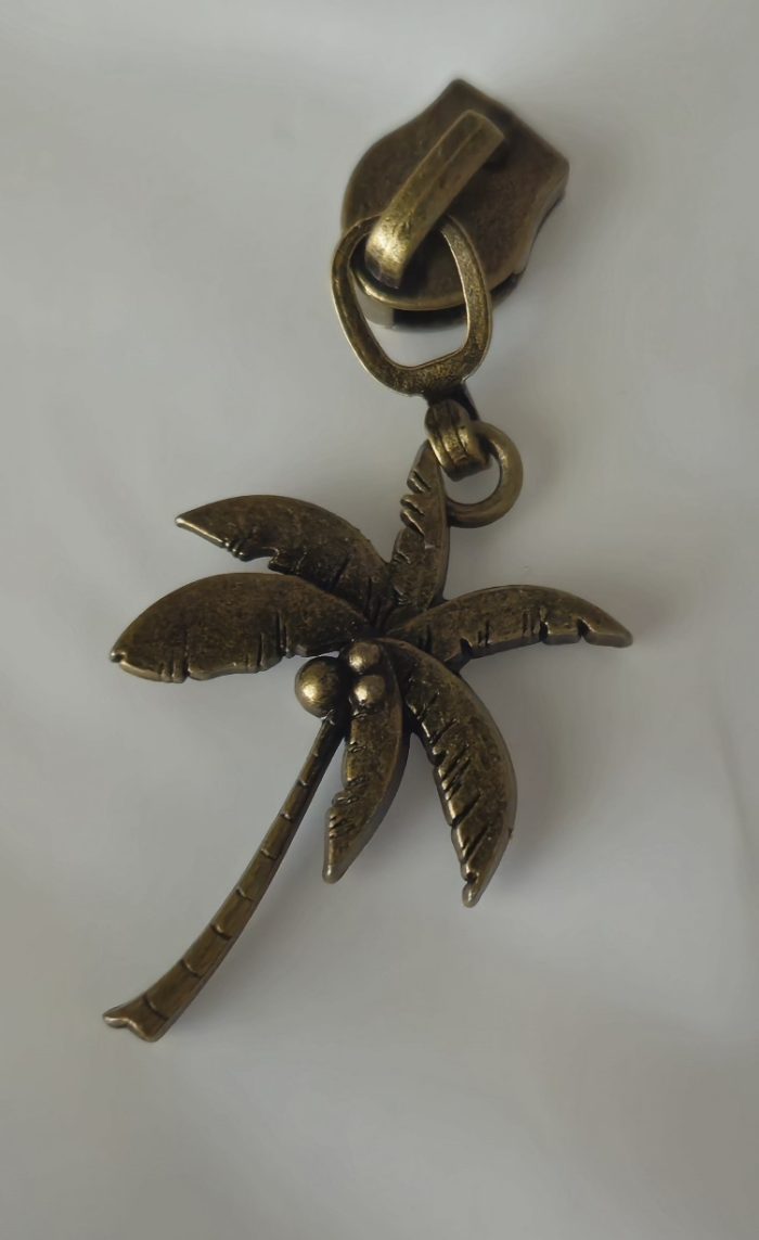 Double- sided Zipper Pulls - Image 4